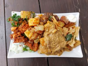 Full plate at Sattgrün Kolumba Viertel - Mitte in Cologne