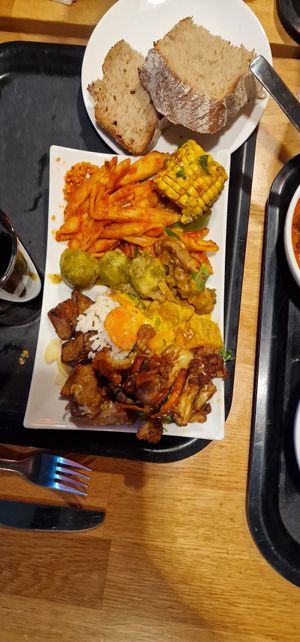 Mixed plate 2 at Sattgrün Kolumba Viertel - Mitte in Cologne