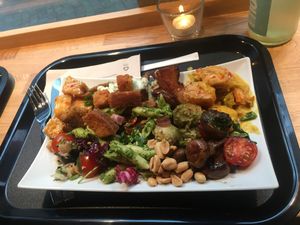 Medium disg at Sattgrün Kolumba Viertel - Mitte in Cologne