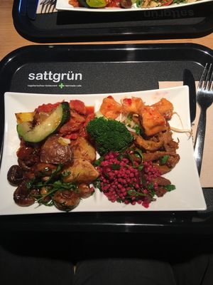 Normal plate at Sattgrün Kolumba Viertel - Mitte in Cologne