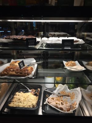 Deserts mainly cakes at Sattgrün Kolumba Viertel - Mitte in Cologne