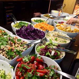 Mehr Salate/ more salads  at Sattgrün Kolumba Viertel - Mitte in Cologne