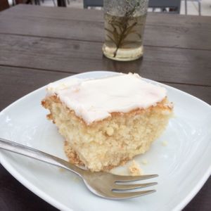 Zitronenkuchen/lemoncake at Sattgrün Kolumba Viertel - Mitte in Cologne