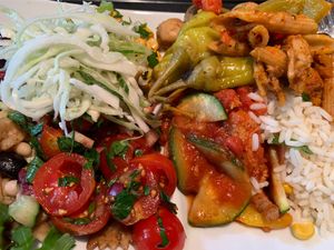 😁😍 Very solid variety 👍 at Sattgrün Kolumba Viertel - Mitte in Cologne