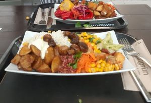 Two medium plates at Sattgrün Kolumba Viertel - Mitte in Cologne