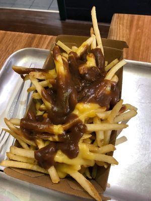 Poutine chips 🧡 at Green Burger in Collingwood