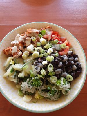 selfmade bowl at One Happy Bowl in Noord