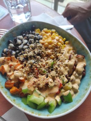  at One Happy Bowl in Noord