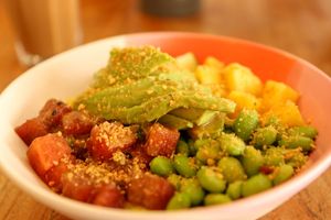 sushi vibes bowl at One Happy Bowl in Noord