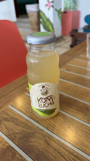 Kombucha  at One Happy Bowl in Noord