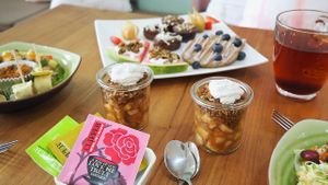 Every first Sunday of the month we have our plant-based high tea. Reserver your spot via our website! at One Happy Bowl in Noord
