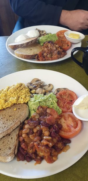 Big breakfast : Vegan in foreground, vegetarian in background. at Embassy Vegetarian Cafe in Katoomba