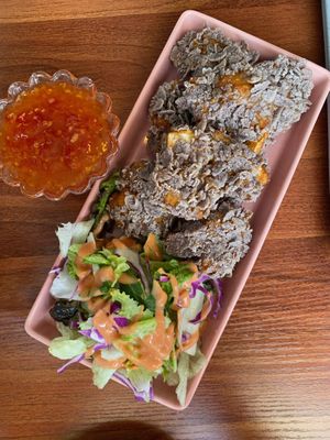 cauliflower wings at Drunken Vegan - 드렁큰비건 in Seoul