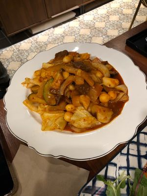 Spicy korean vegetables with rice cake at Drunken Vegan - 드렁큰비건 in Seoul