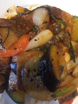 Close up of vegan pork belly at Drunken Vegan - 드렁큰비건 in Seoul