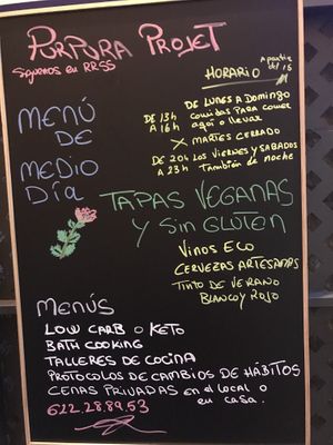 Drinks and opening times at Purpura Project in Alicante