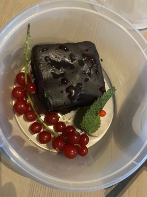 😋   at Uit India in Alkmaar