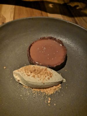 Tarteleta de chocolate con helado de maní at SACRO in Buenos Aires