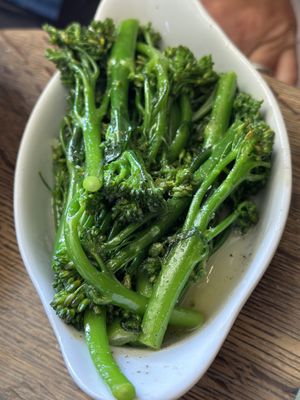 Broccoli   at The Lamb Inn in Burford