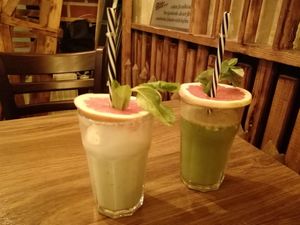 Leckere und optisch sehr ansprechende Getränke at Quan Xanh in Leipzig