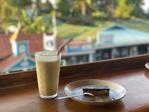 Postre y batido at Puerto&Co in Puerto Viejo De Talamanca