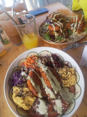 Bowl and the tacos at Puerto&Co in Puerto Viejo De Talamanca