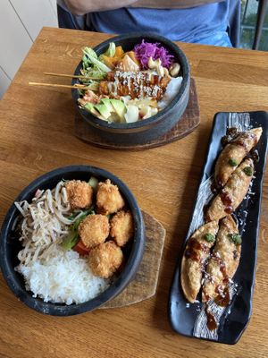 good life don (the one with tempeh skewers), sinneswandel (with fried tofu cubes) and gyozas topped with a delicious pesto at Secret Garden in Berlin