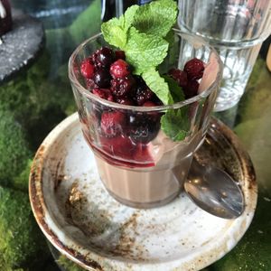 Erde aus fernost   at Secret Garden in Berlin