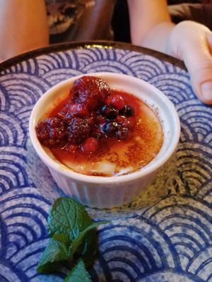 Vegan Creme Brûlee! So so heavenly! ✨😩😍 at Secret Garden in Berlin