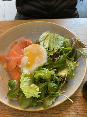 Salmone avocado sunrise  at Vivi Bistrot - Navona in Rome