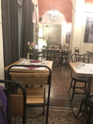 Inside San Silvestro  at Vivi Bistrot - Sala Umberto in Rome