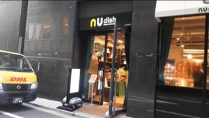  at nu dish Deli & Cafe in Tokyo