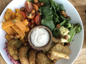Healthy Buddha bowl at Botanik in Kerobokan Kelod