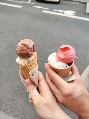 Ice cream at Le Petit Colibri in Lyon