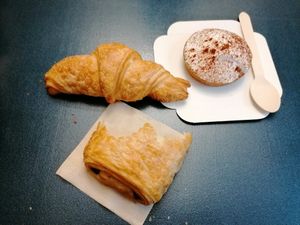 Breakfast at Le Petit Colibri in Lyon