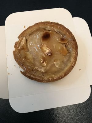 tarte baudelaire  at Le Petit Colibri in Lyon