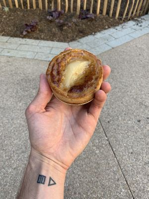 Vegan pear cake at Le Petit Colibri in Lyon