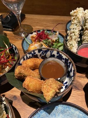 Avocado-sticks 🌱  at An Vegan House  in Hamburg