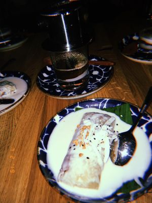 The dessert is a must have, it’s so yummy and not too sweet! Perfect combo with the typical Vietnamese coffee  at An Vegan House  in Hamburg