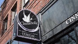 sign at Cinnaholic in Seattle