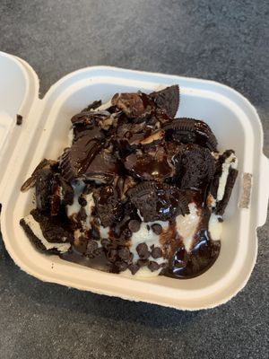 OMG roll at Cinnaholic in Seattle