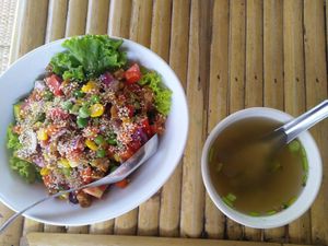 Avocado salad and free soup like always at Vegan Phangan in Koh Phangan
