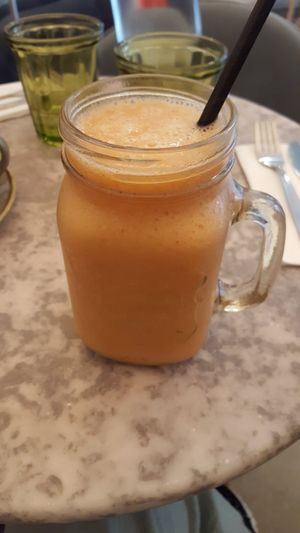 Melon smoothie at Vertigo - Cross St in Manchester