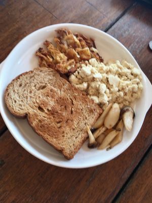 Build your own breakfast: toast, scrambled tofu, mushrooms and hash browns.  at Benny's On The Beach in Koh Lipe