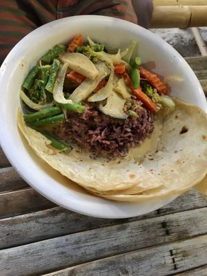 Backpacker Bowl (panang curry) at Benny's On The Beach in Koh Lipe