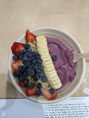 PB&J acai bowl at Revolucion Coffee & Juice in San Antonio