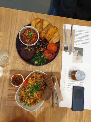 Big breakfast and tofu scramble at Joy of Flora in Adelaide