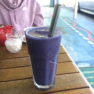 Blue spirulina smoothie - yum!  at Joy of Flora in Adelaide