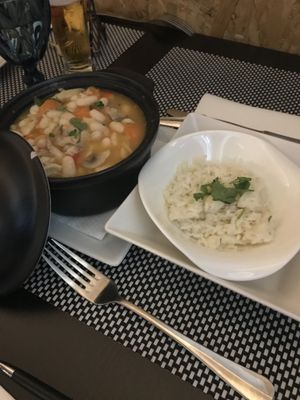 Feijoada de cogumelos at Tragos E Condutos in Evora