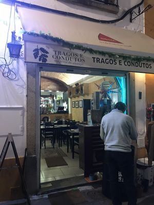 . at Tragos E Condutos in Evora
